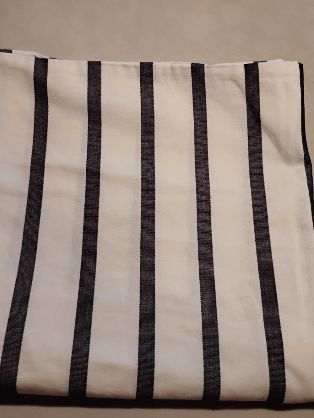 Kate Spade pillow case 26"x26"